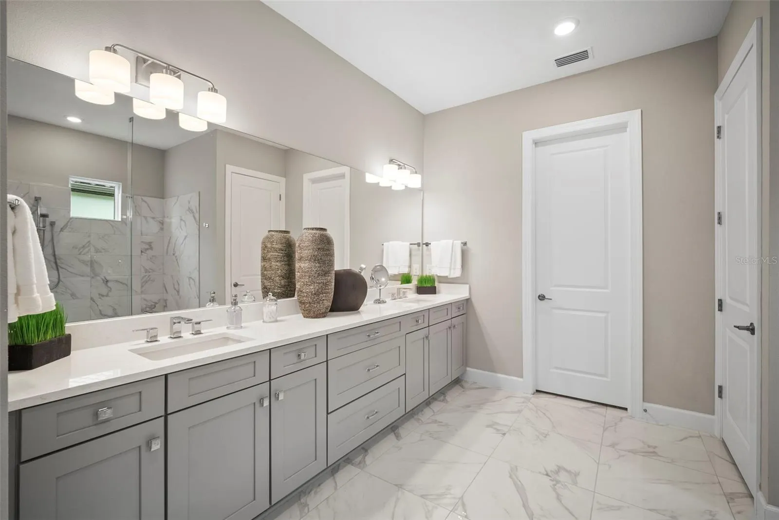 16318 UMBRIA PL