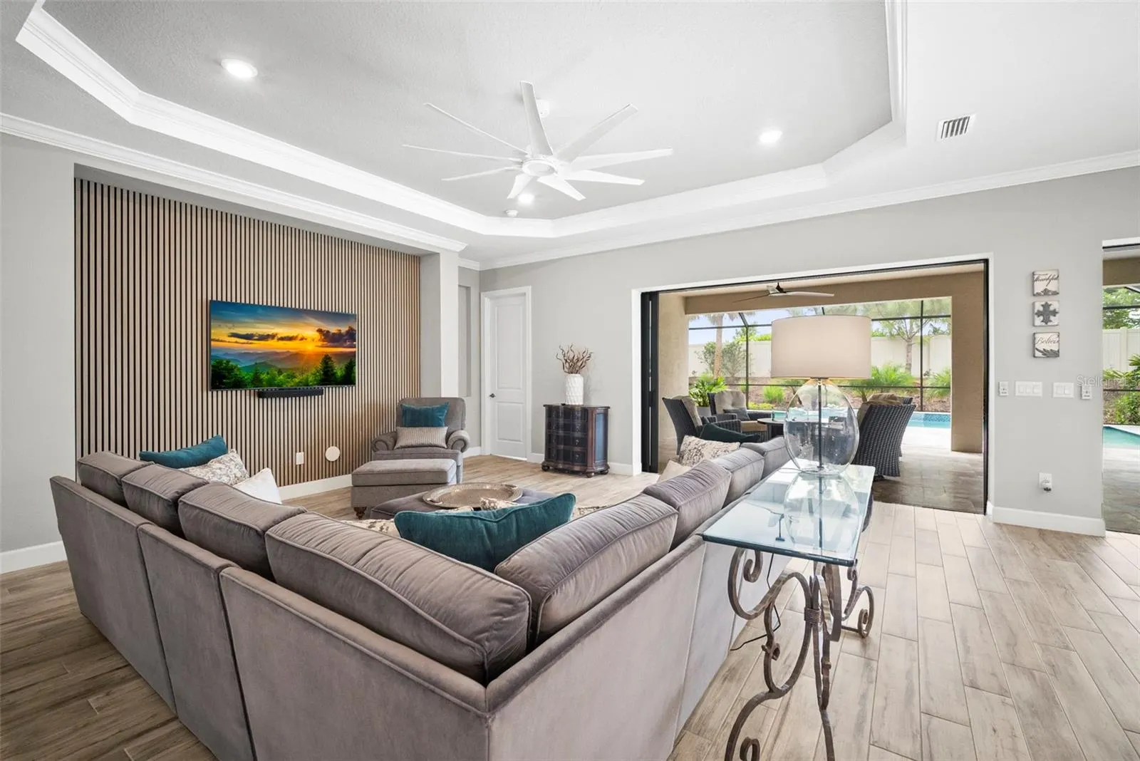 16318 UMBRIA PL
