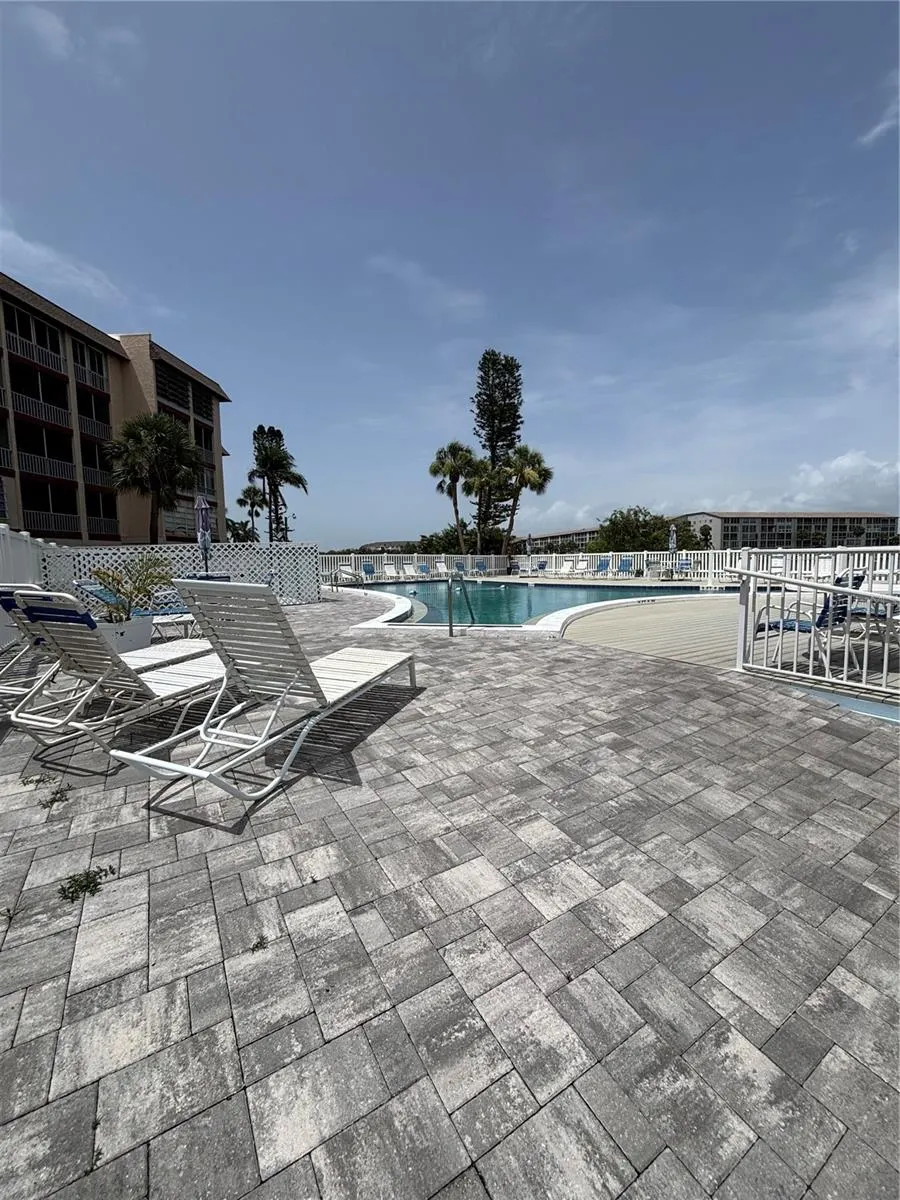 3951 LAKE BAYSHORE DR #F408, #F408