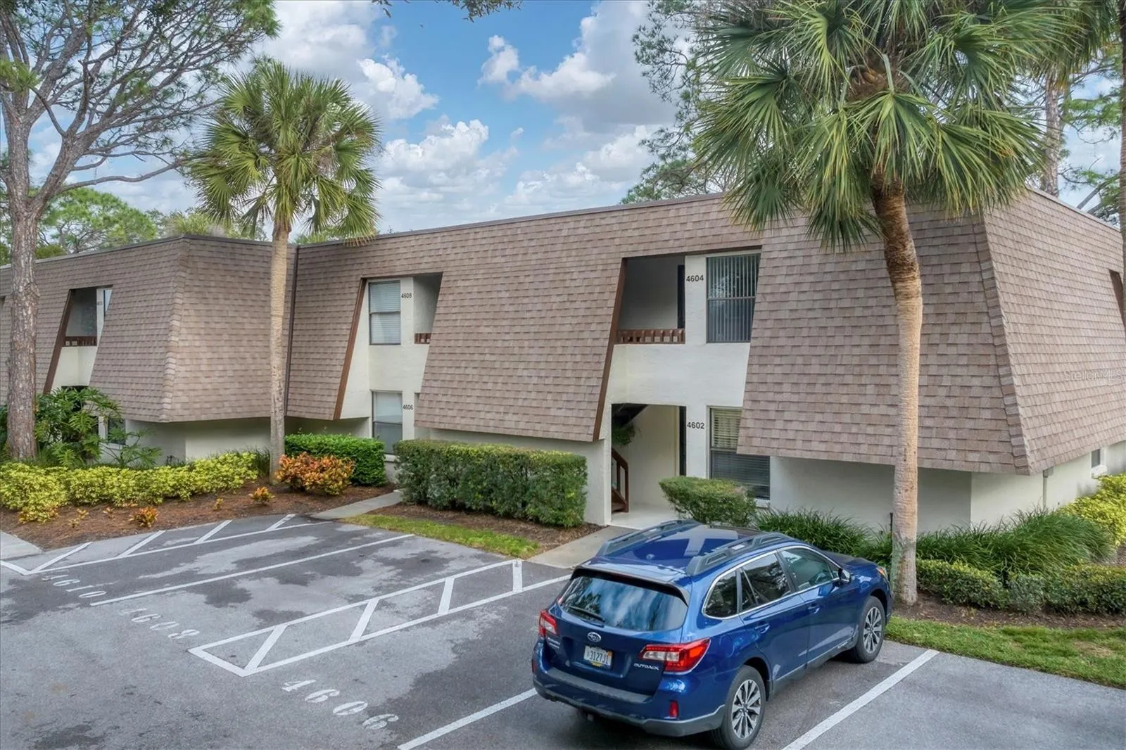 4602 RINGWOOD MDW #13, #13