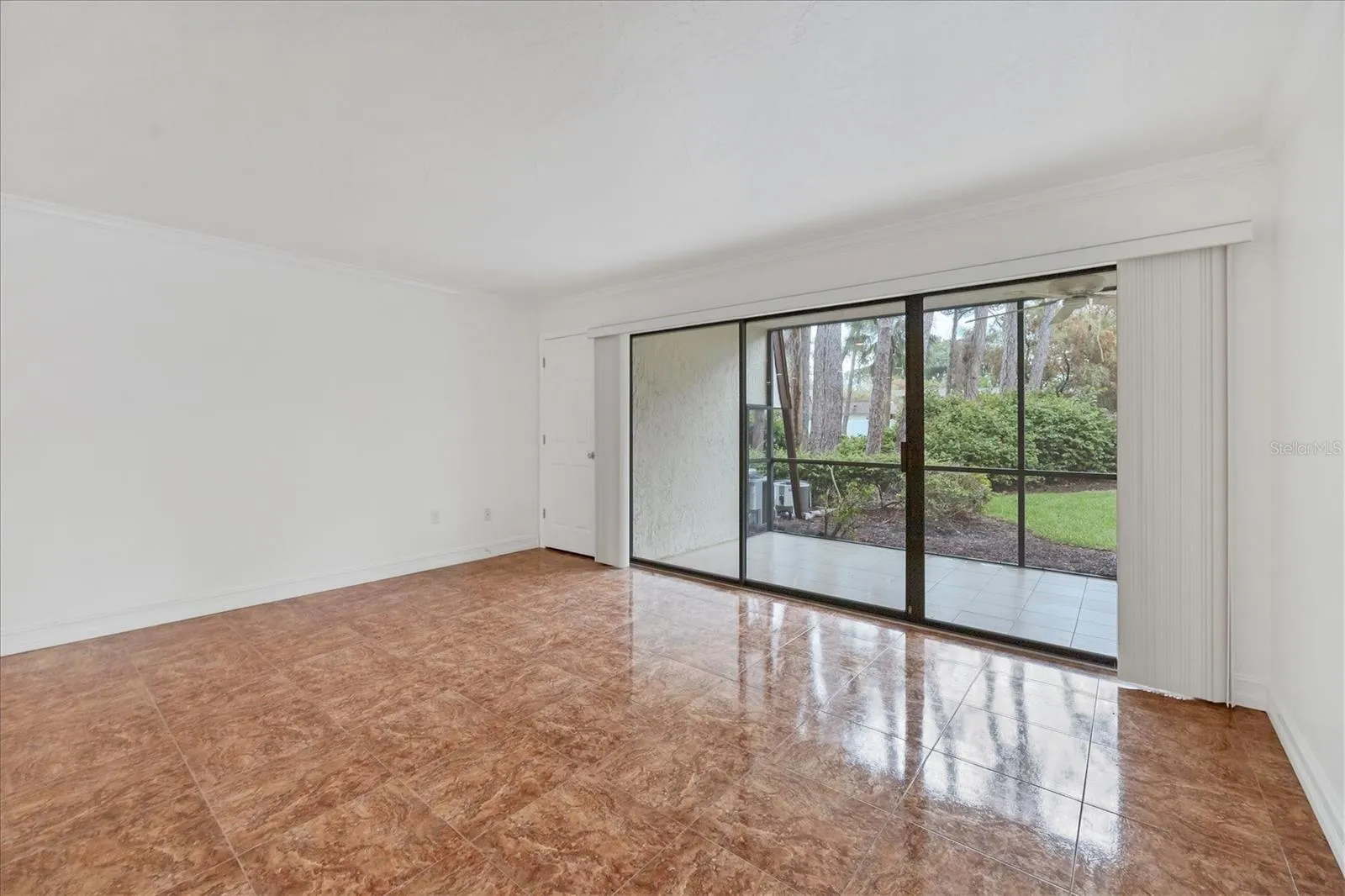 4602 RINGWOOD MDW #13, #13