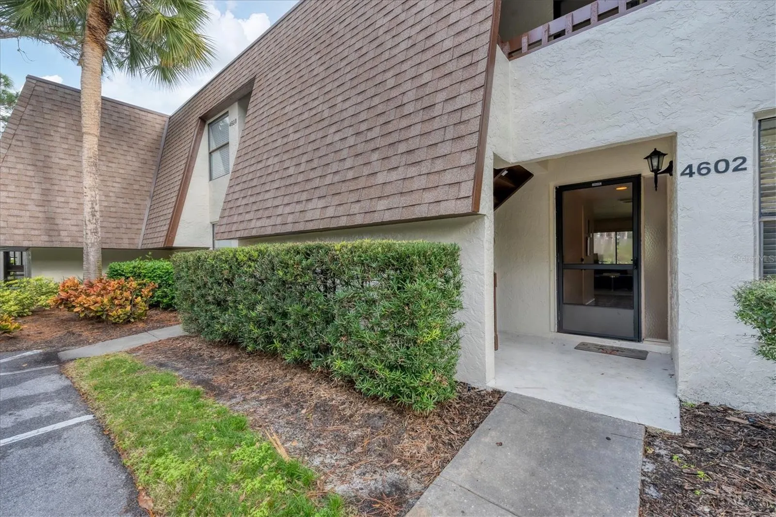 4602 RINGWOOD MDW #13, #13