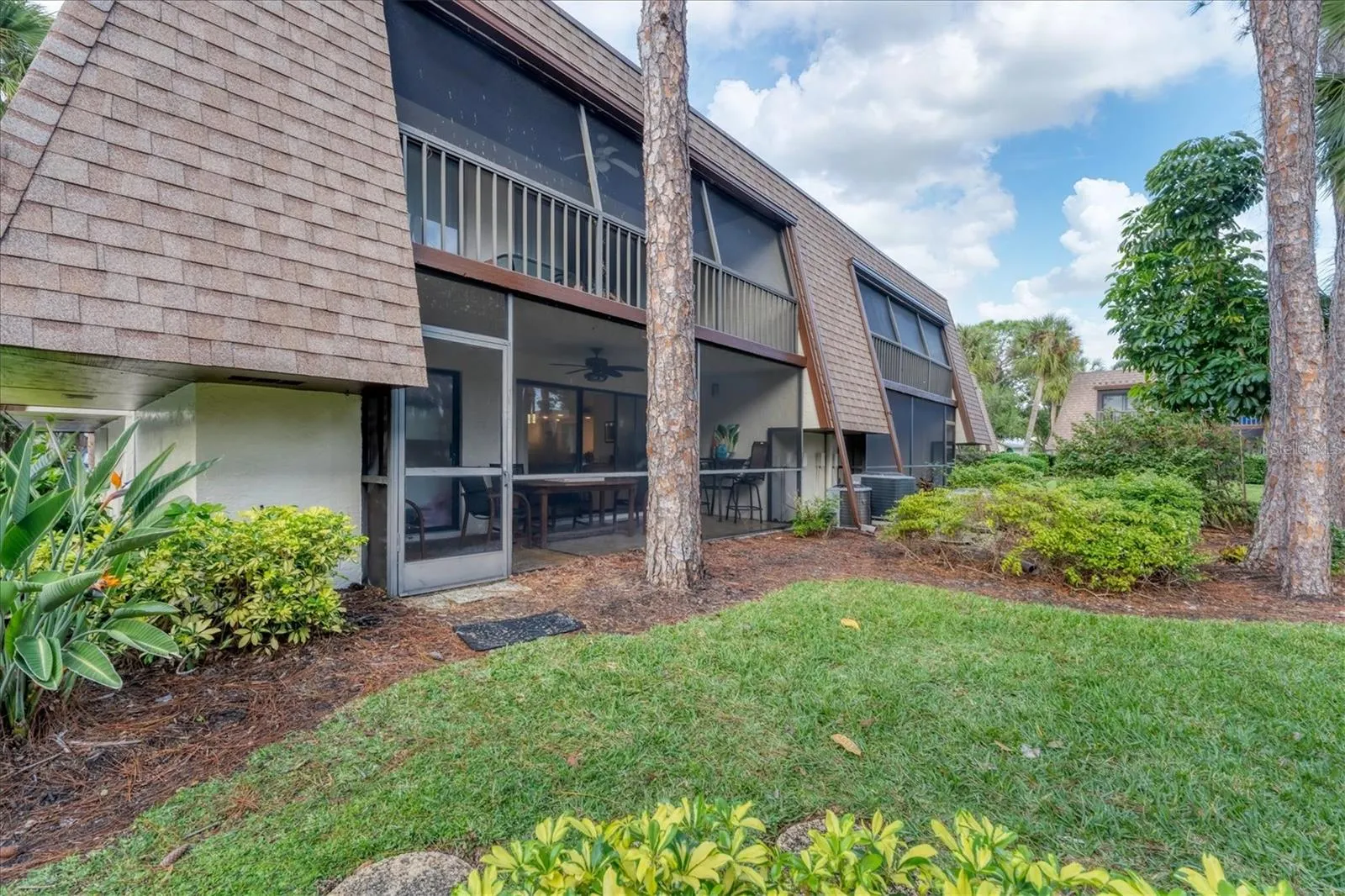 4602 RINGWOOD MDW #13, #13