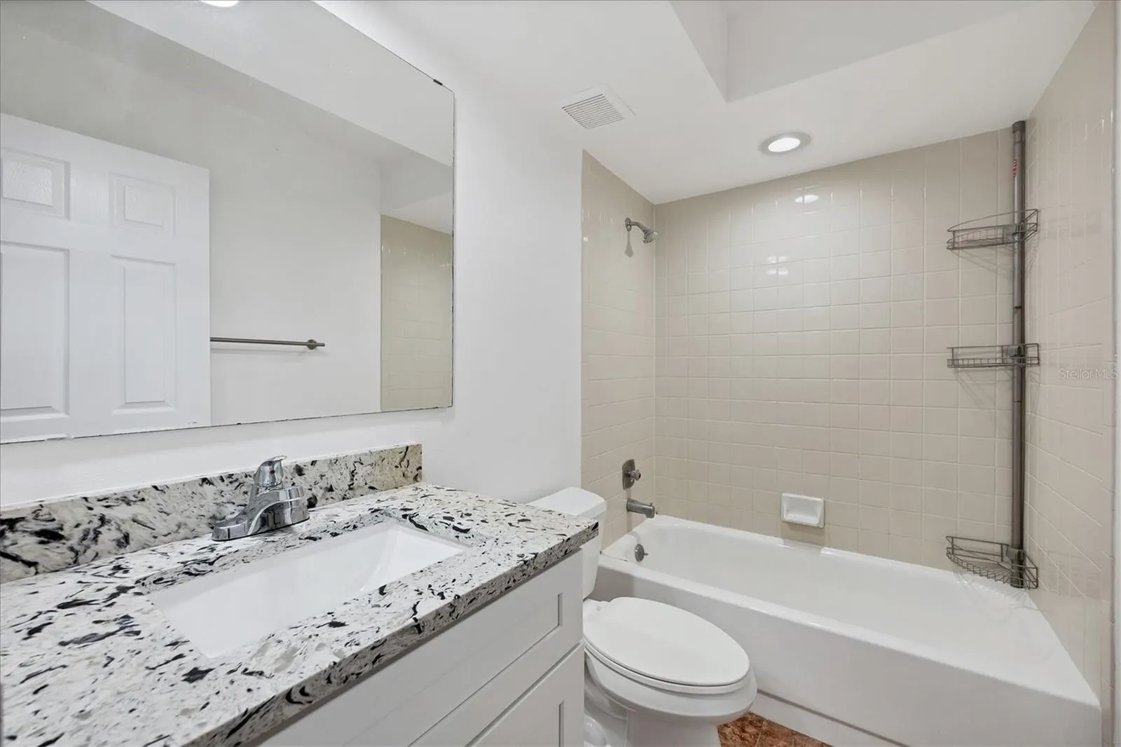 4602 RINGWOOD MDW #13, #13