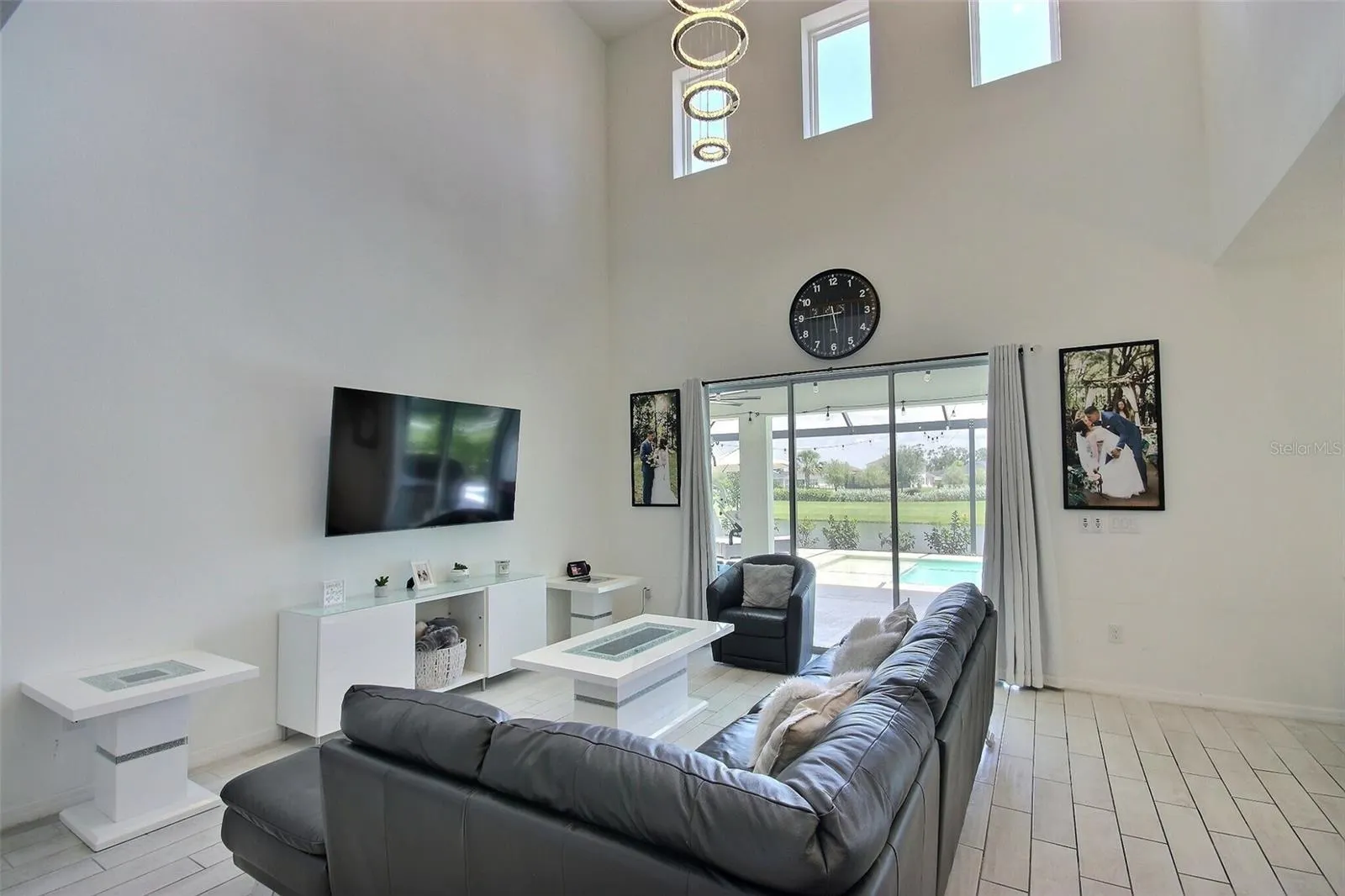 10567 PIEDRA DR