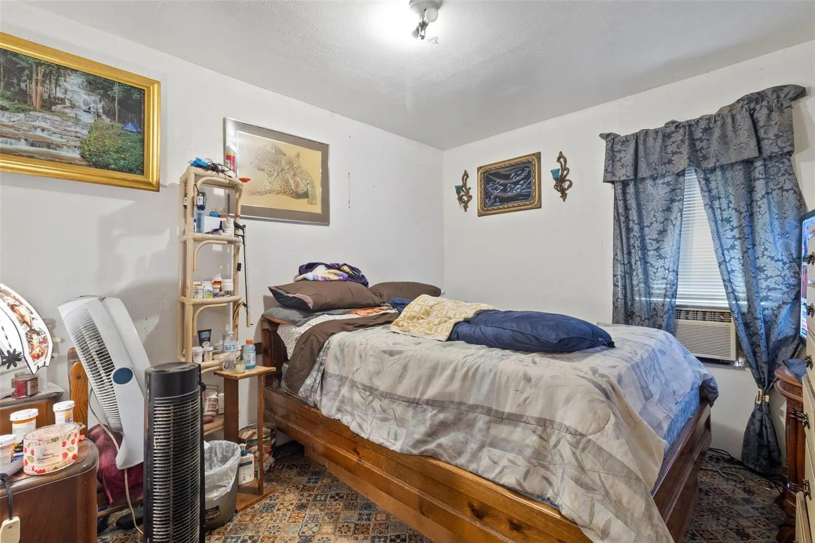 8539 SW OPOSSUM TRL