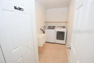 2251 MEETZE ST