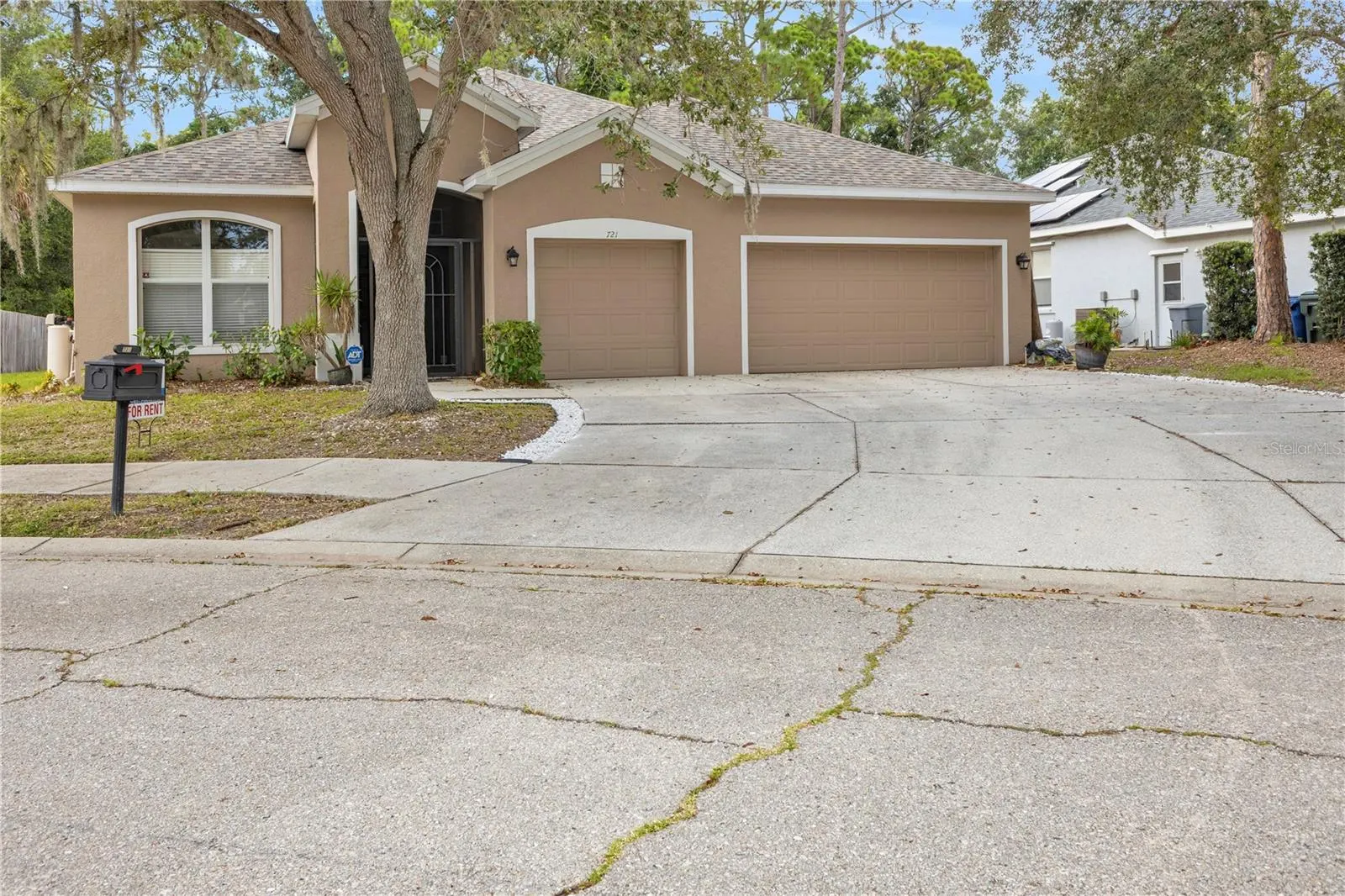 721 STONECREST DR