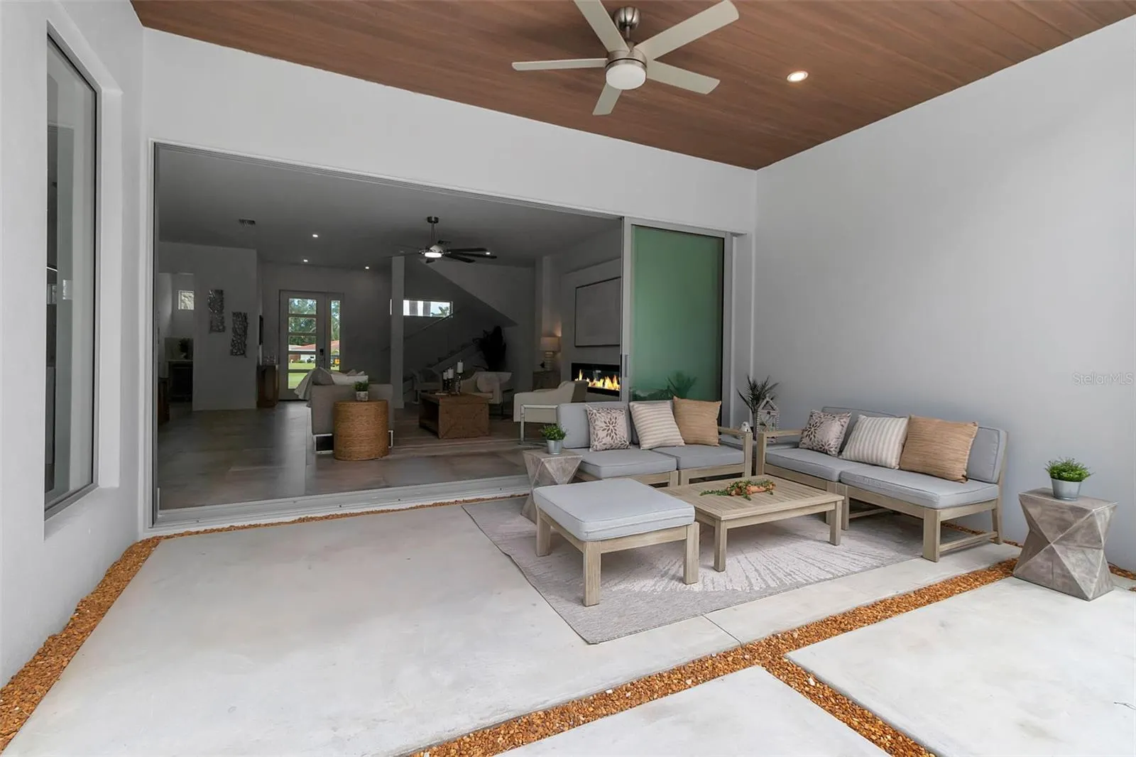 2532 FRUIT TREE DR