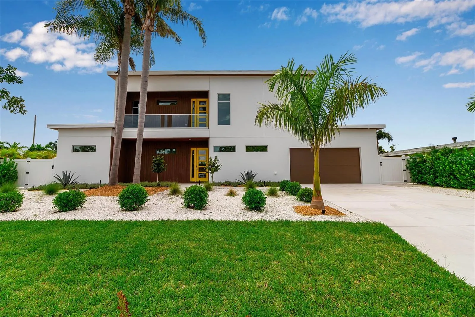 2532 FRUIT TREE DR