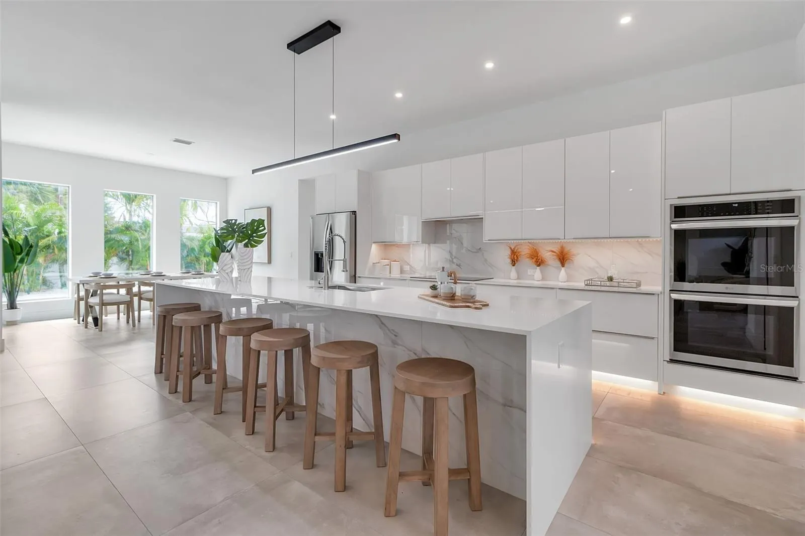 2532 FRUIT TREE DR