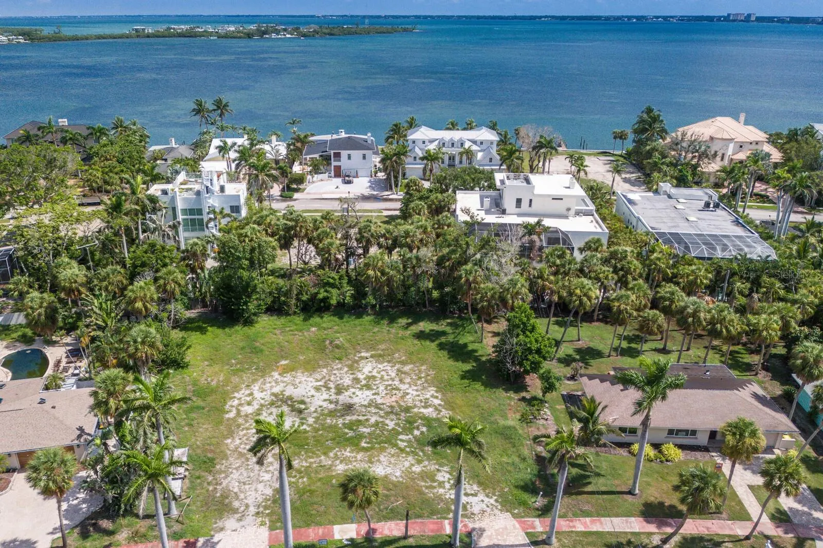 204 N ADAMS DR