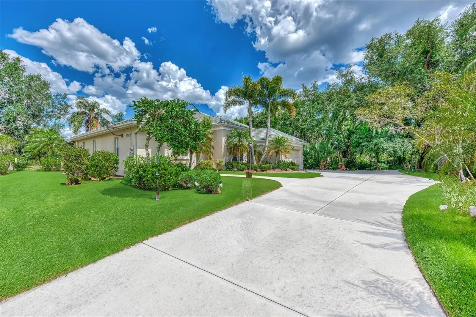 383 CEDARBROOK CT