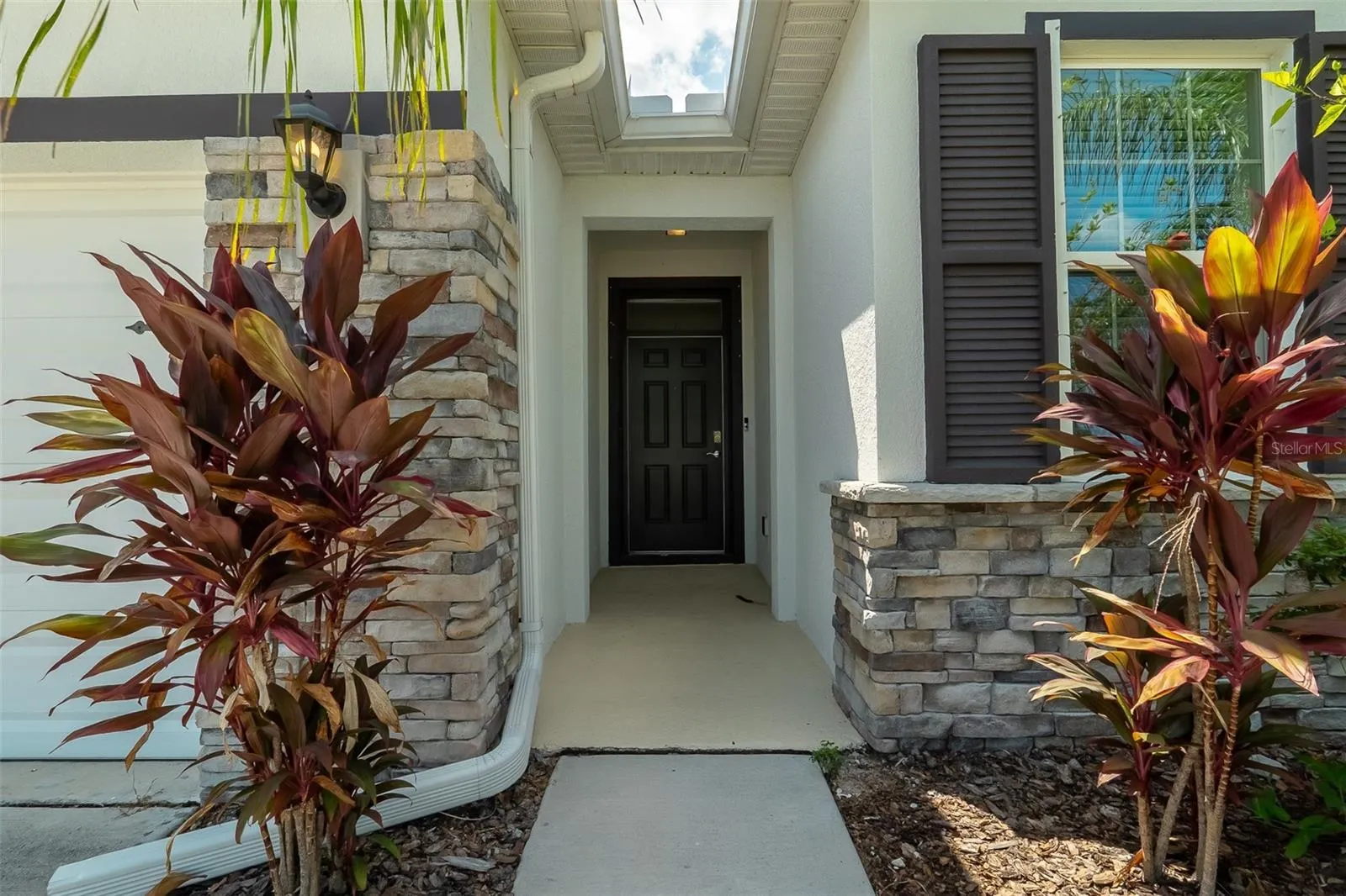 5928 SILVER PALM BLVD
