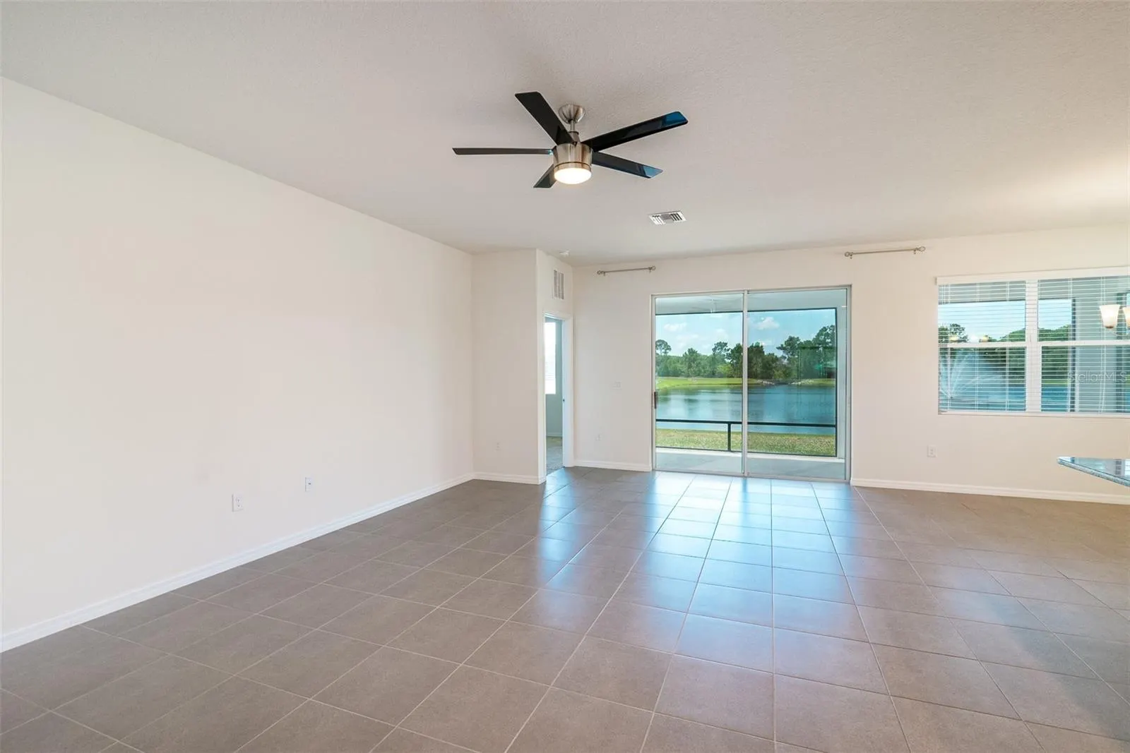 5928 SILVER PALM BLVD