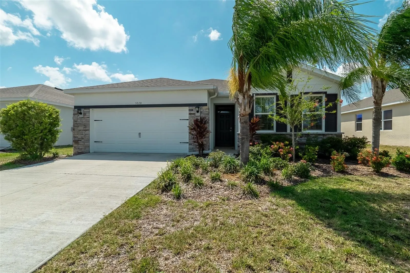 5928 SILVER PALM BLVD