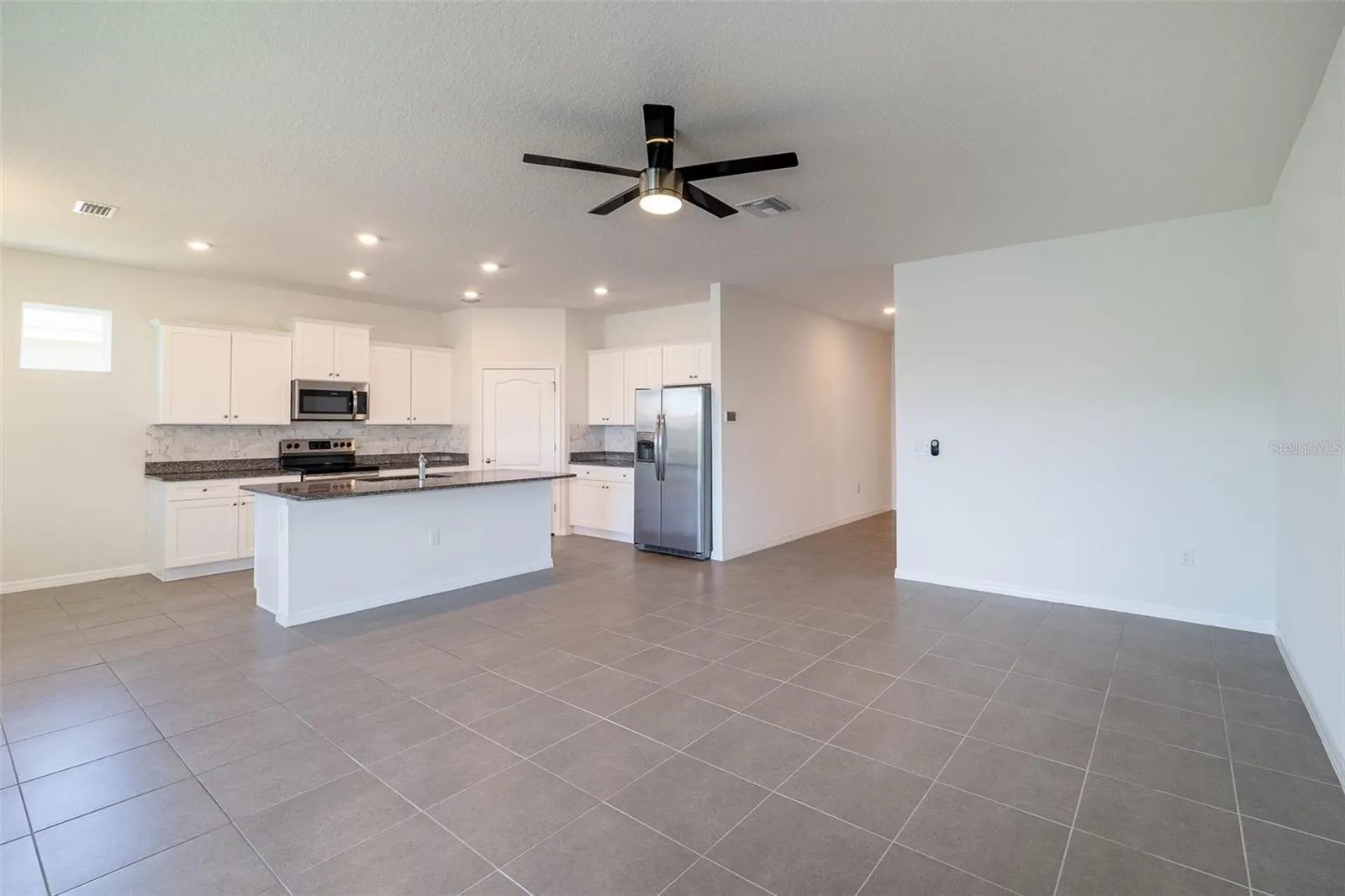 5928 SILVER PALM BLVD