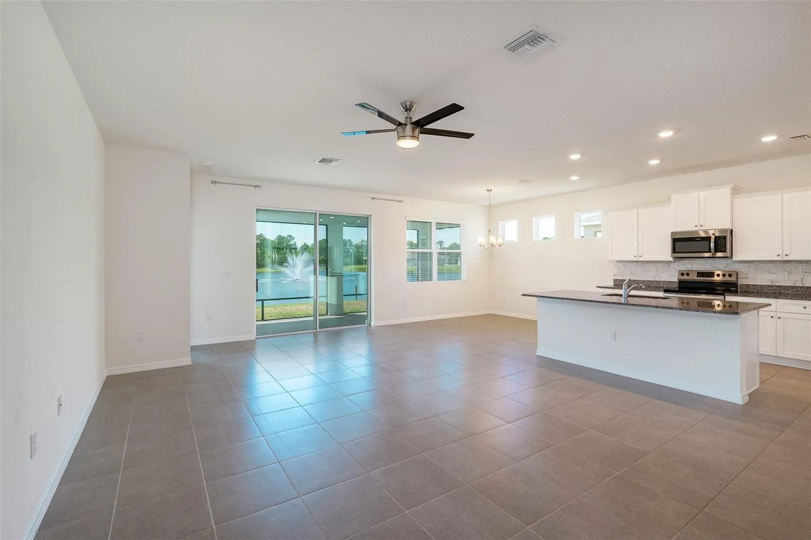 5928 SILVER PALM BLVD