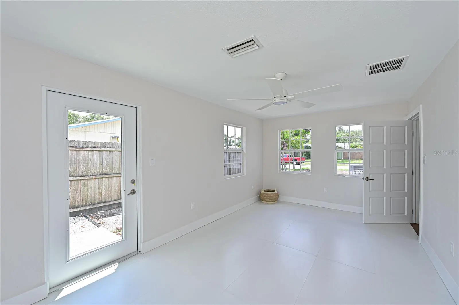 412 BAILEY RD