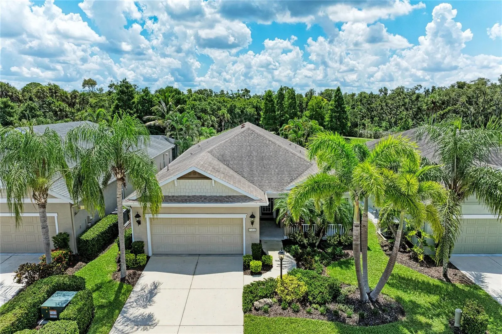 4720 WOODBROOK DR