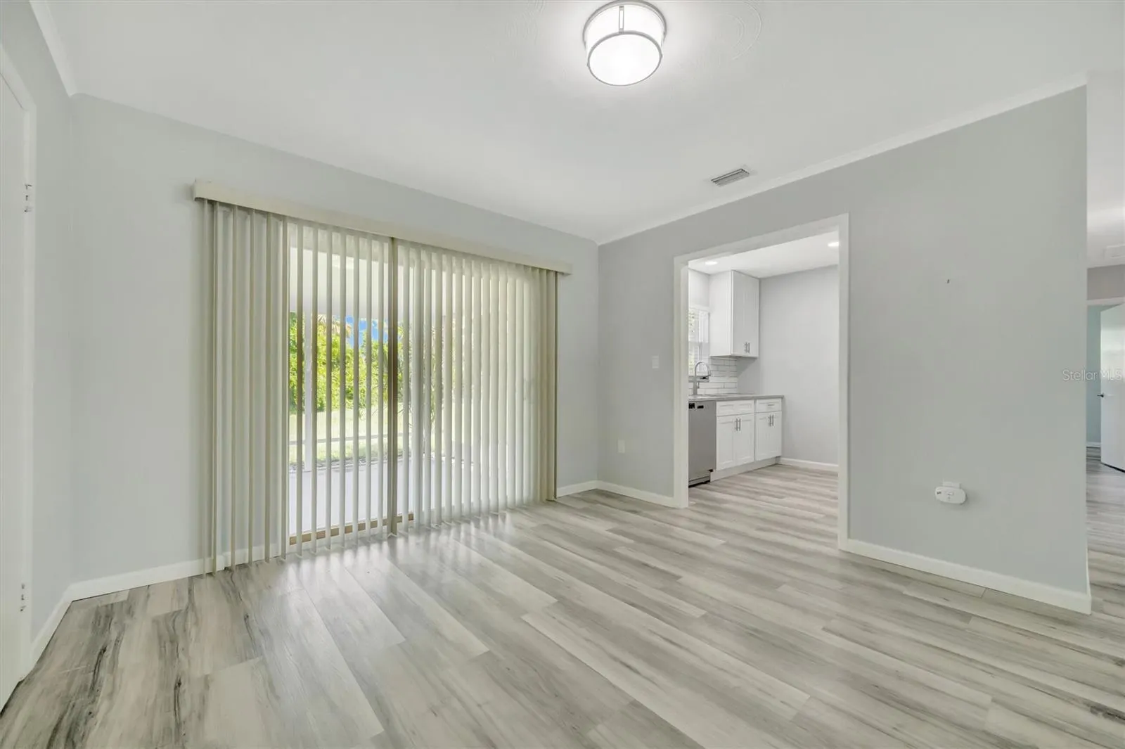 3816 1ST AVE W