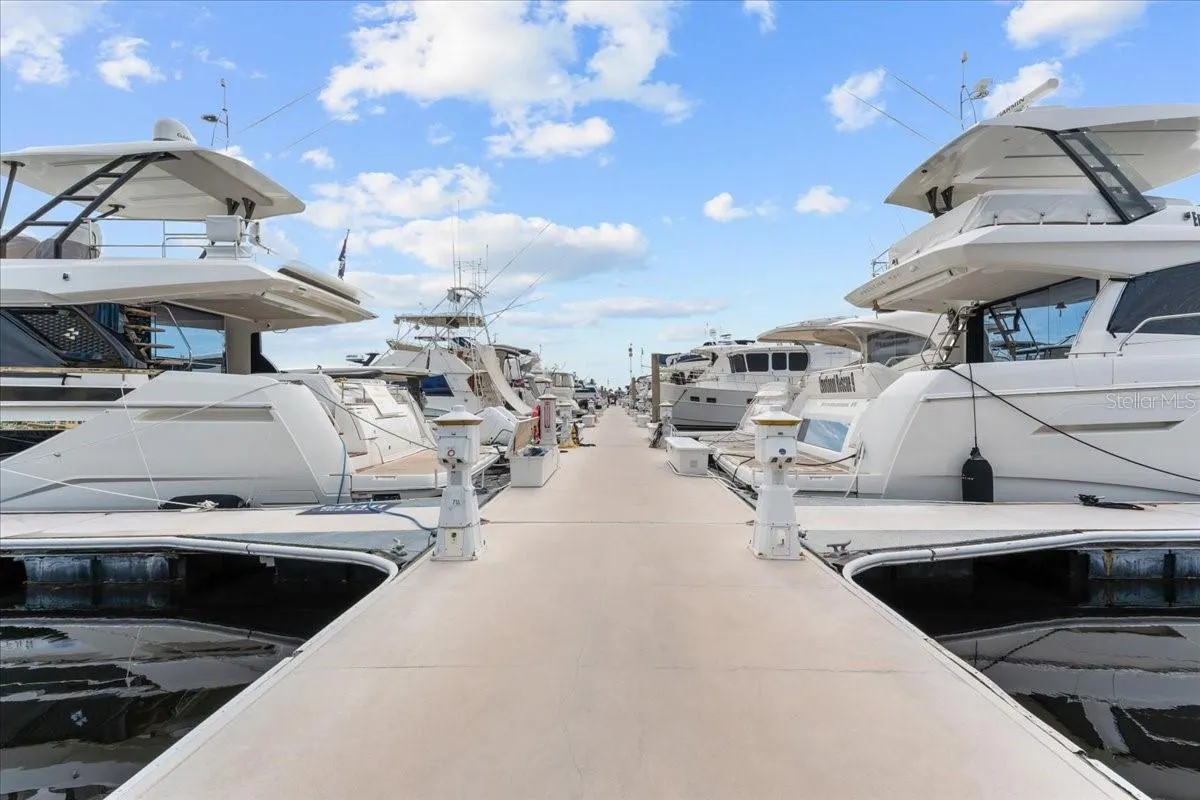 102 RIVIERA DUNES WAY #C-22, #C-22