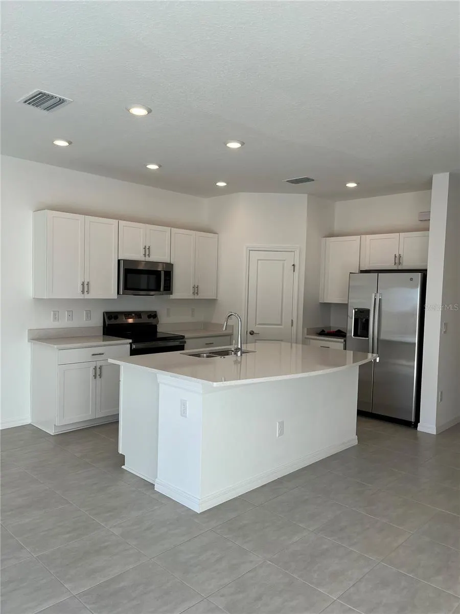 5845 BISCOTTI ST