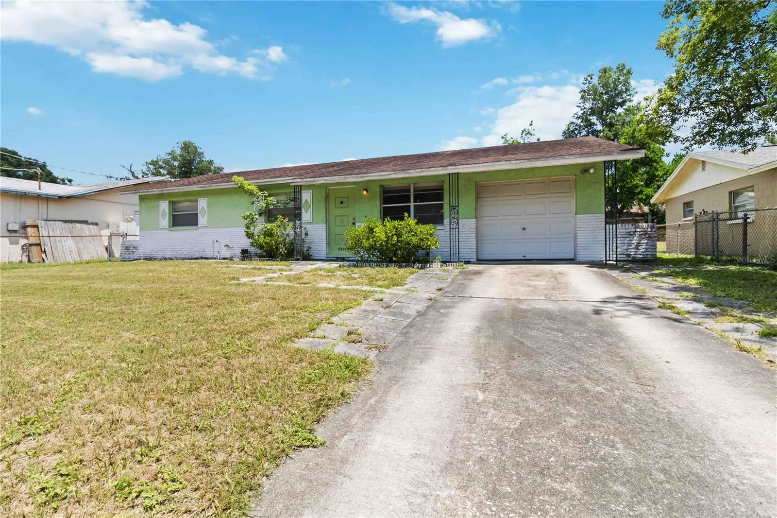 8309 TUPELO DR
