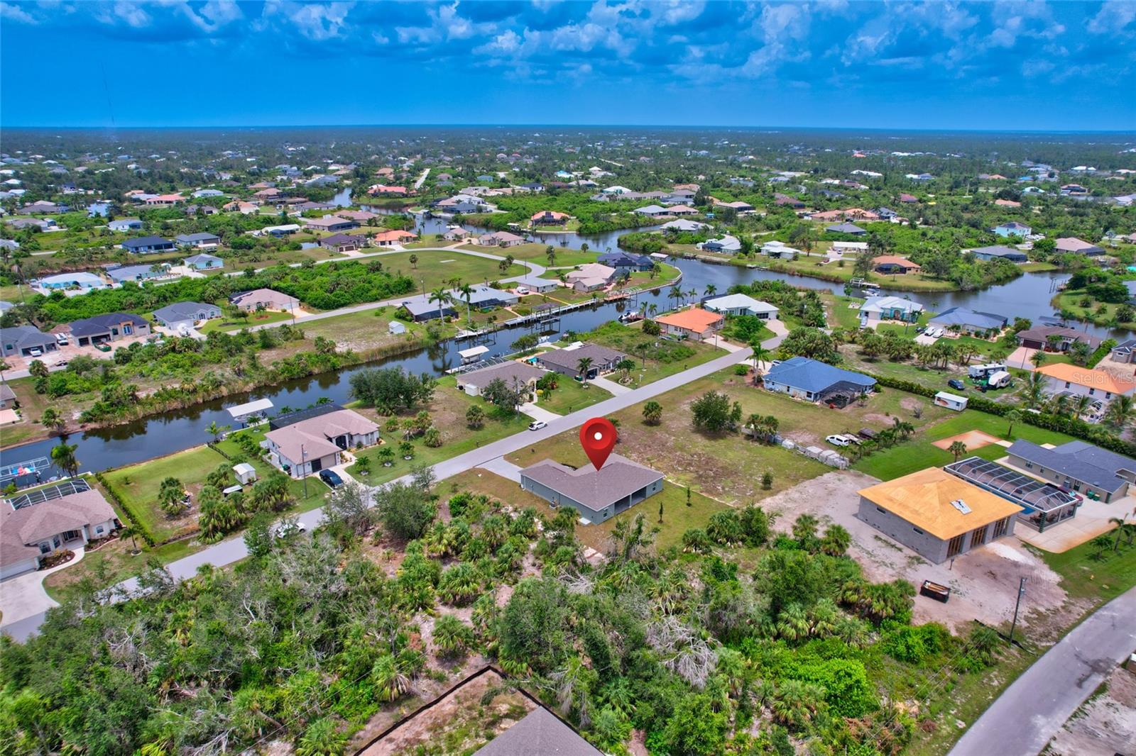 9285 NASTRAND CIR