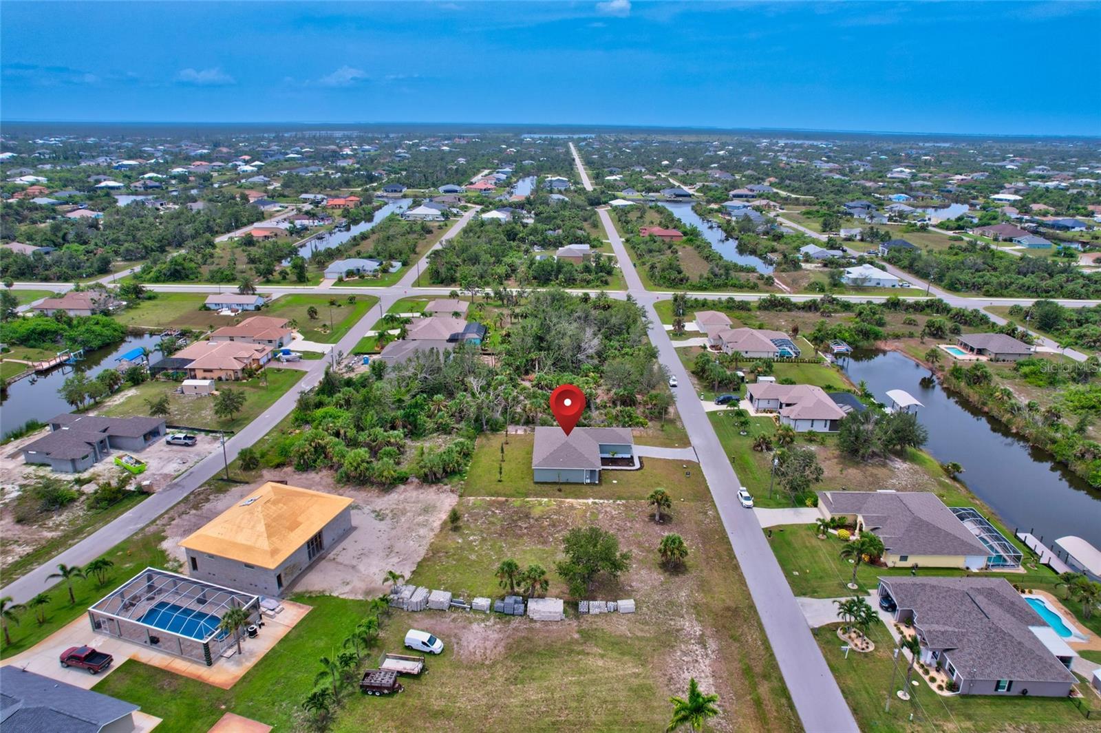 9285 NASTRAND CIR