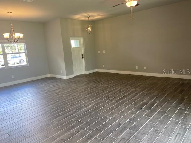 9285 NASTRAND CIR