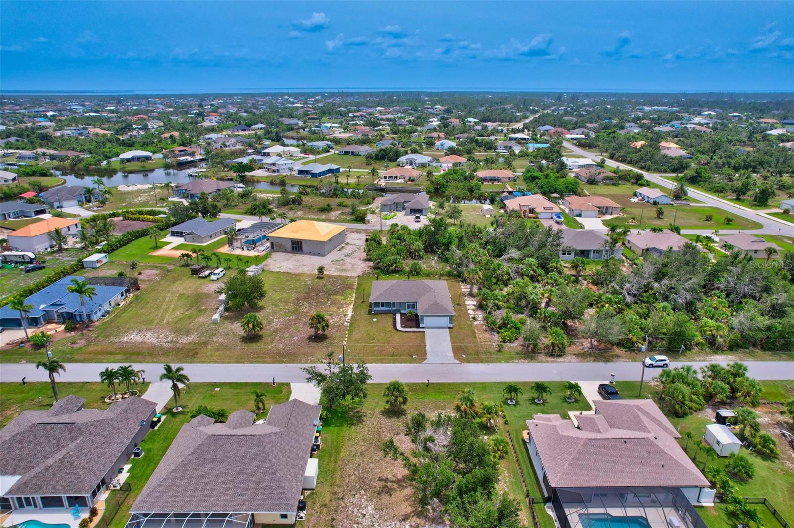 9285 NASTRAND CIR