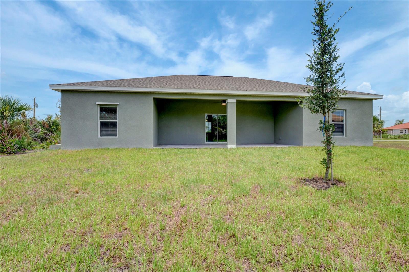 9285 NASTRAND CIR