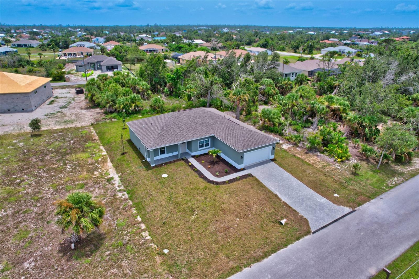 9285 NASTRAND CIR