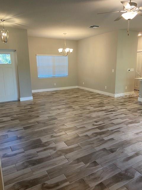 15681 LAKELAND CIR