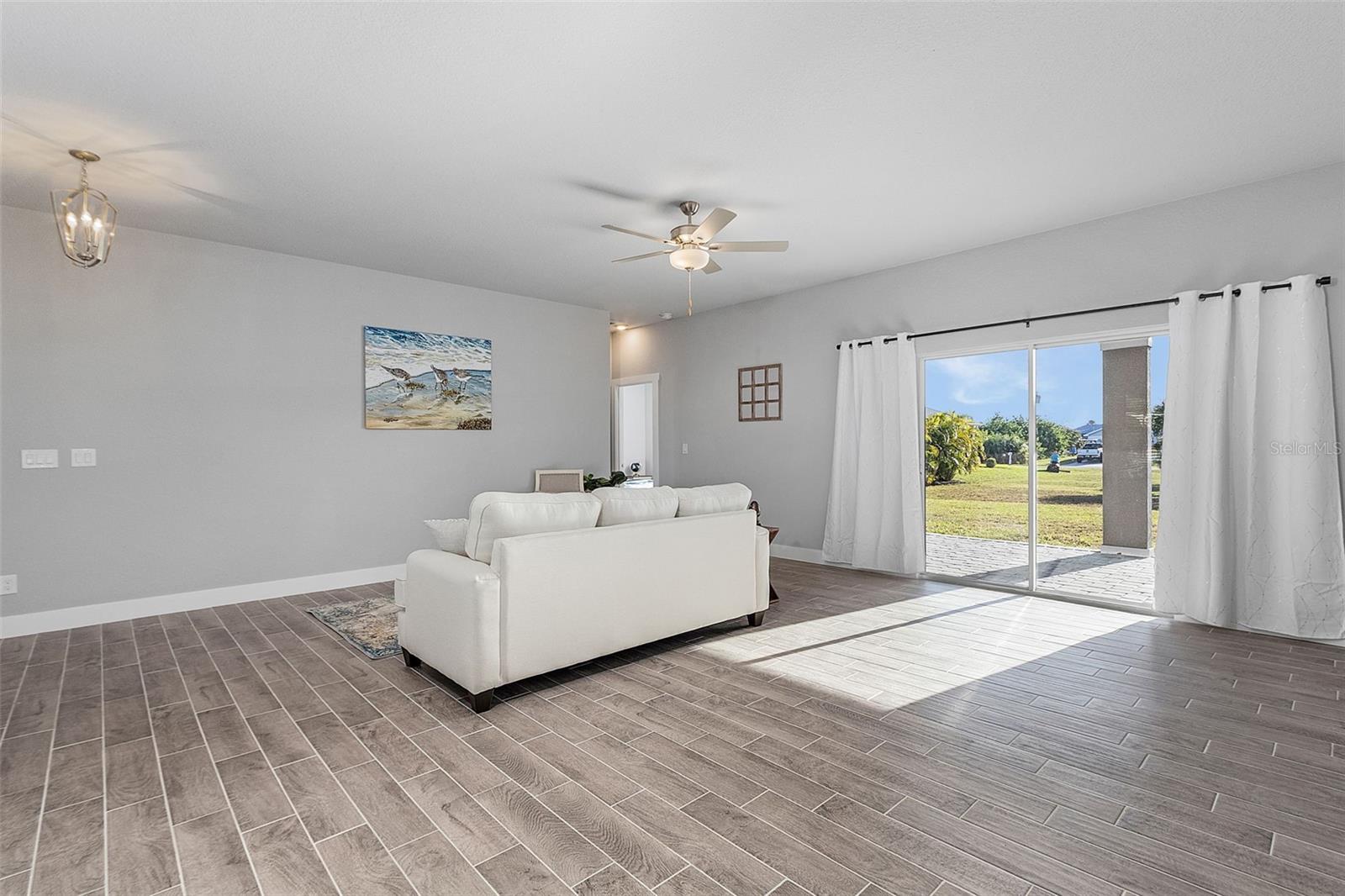 9341 HIALEAH TER