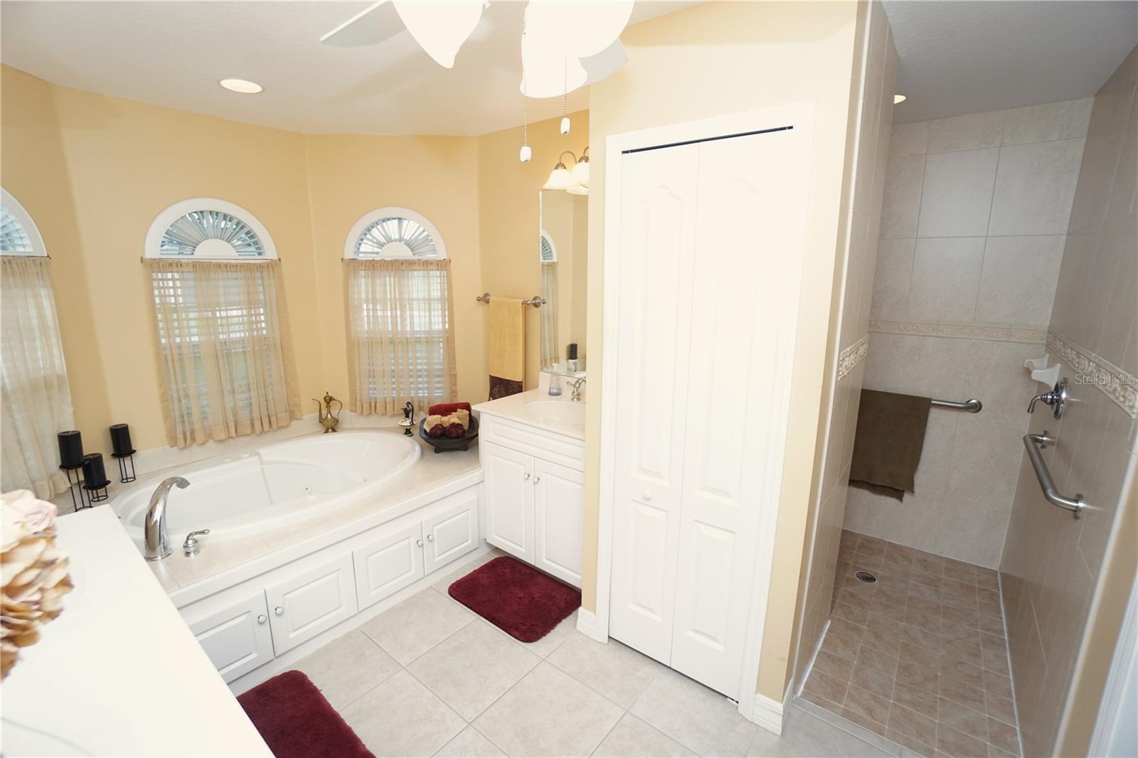 7412 SOUTH TULIP TREE
