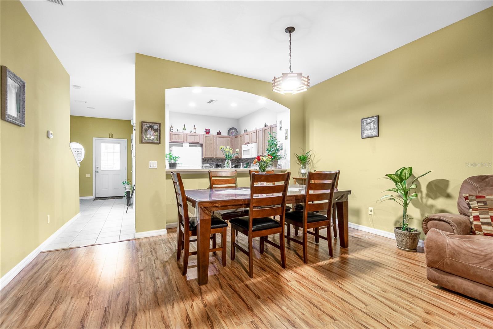 1157 JONAH DR