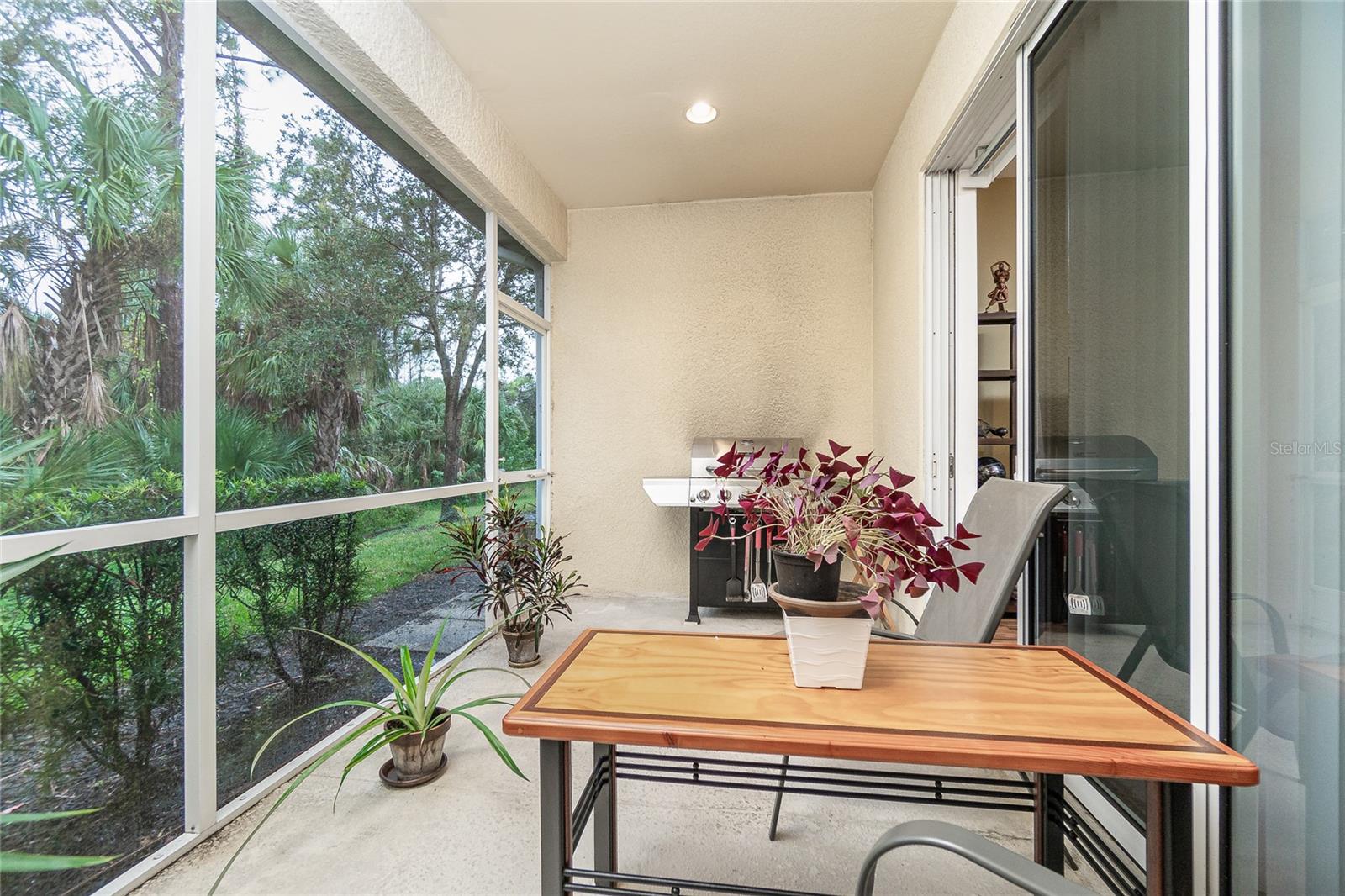 1157 JONAH DR