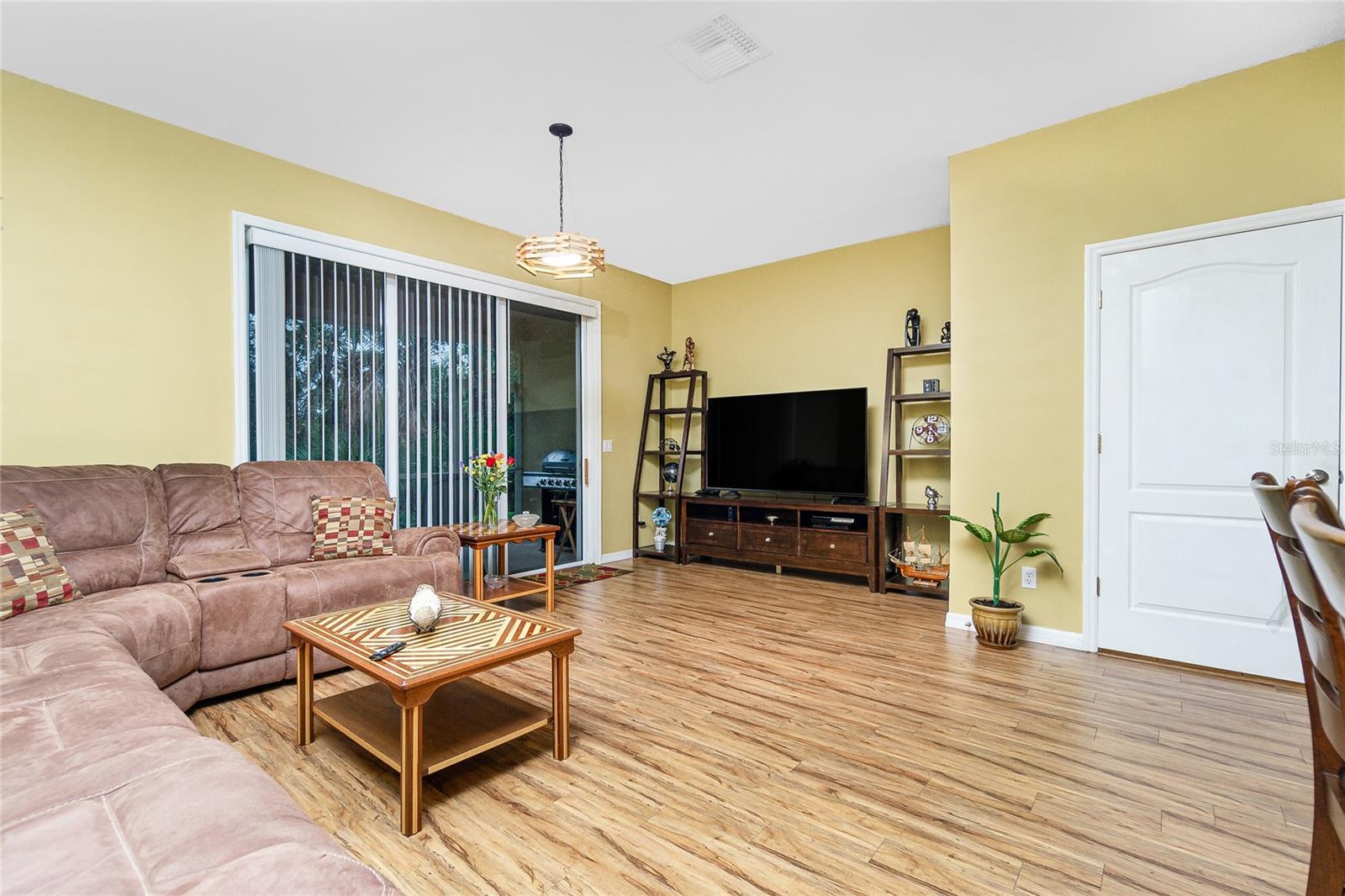 1157 JONAH DR