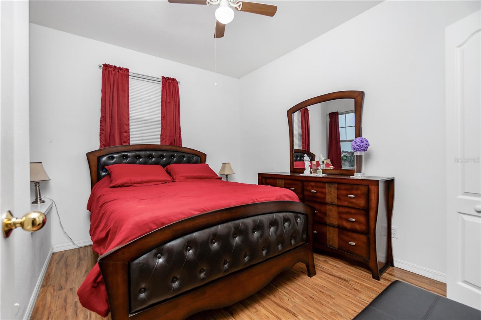 1157 JONAH DR