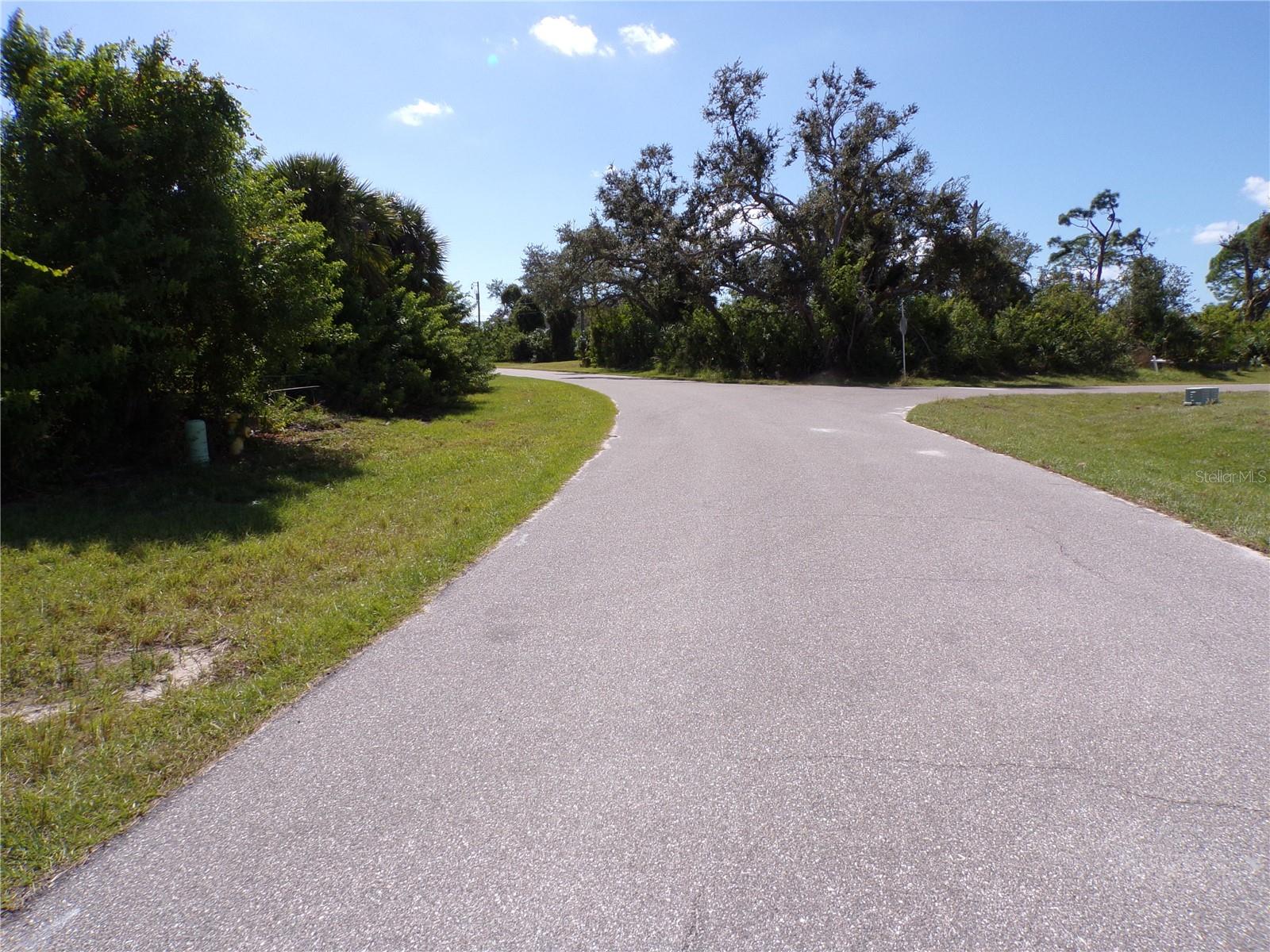 201 REDWOOD RD