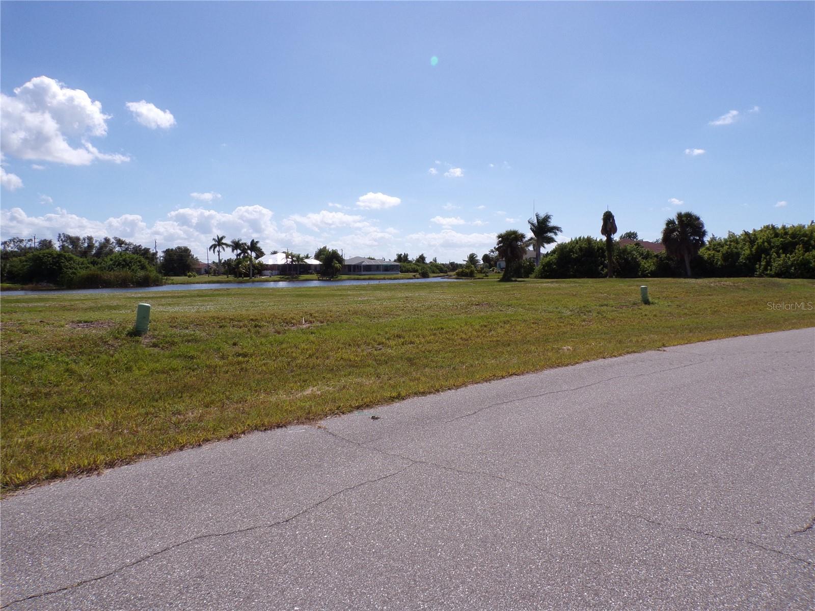 201 REDWOOD RD