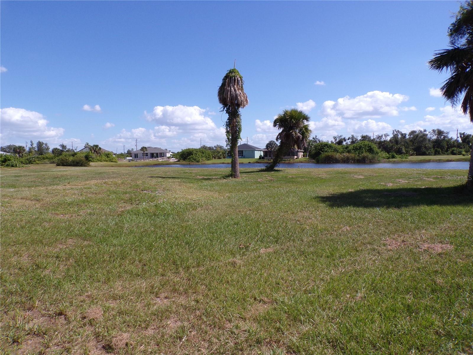 201 REDWOOD RD