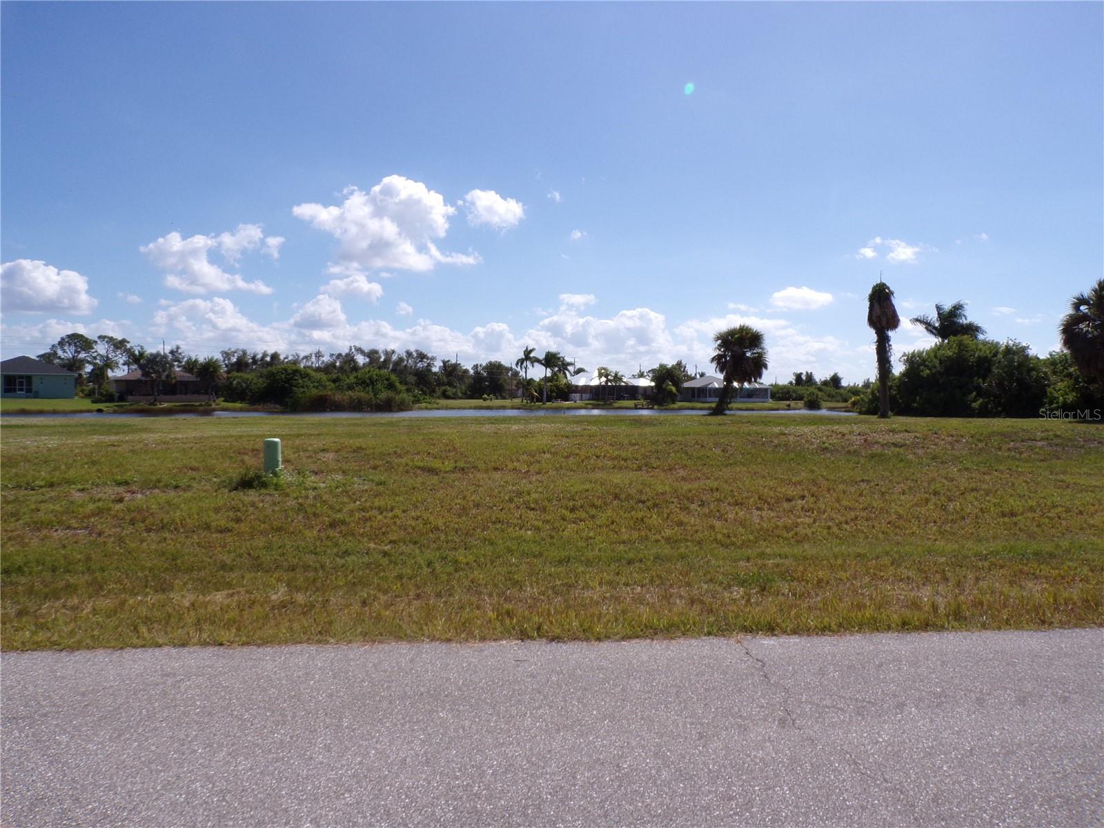 201 REDWOOD RD