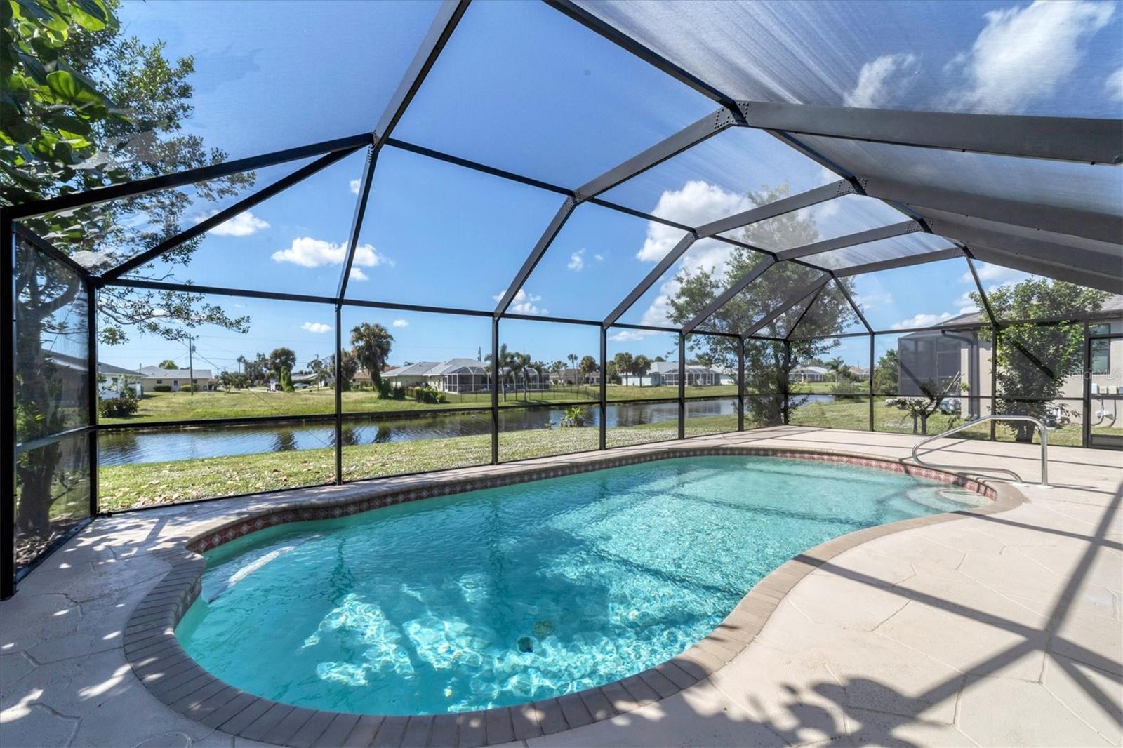 244 MARK TWAIN LN