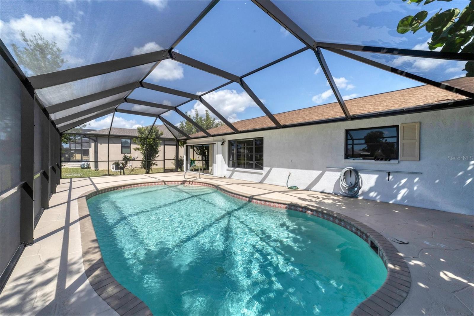 244 MARK TWAIN LN