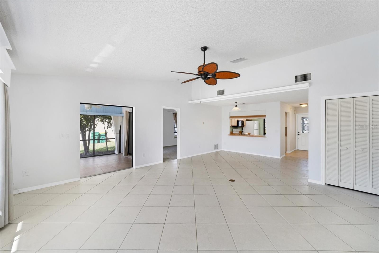 244 MARK TWAIN LN