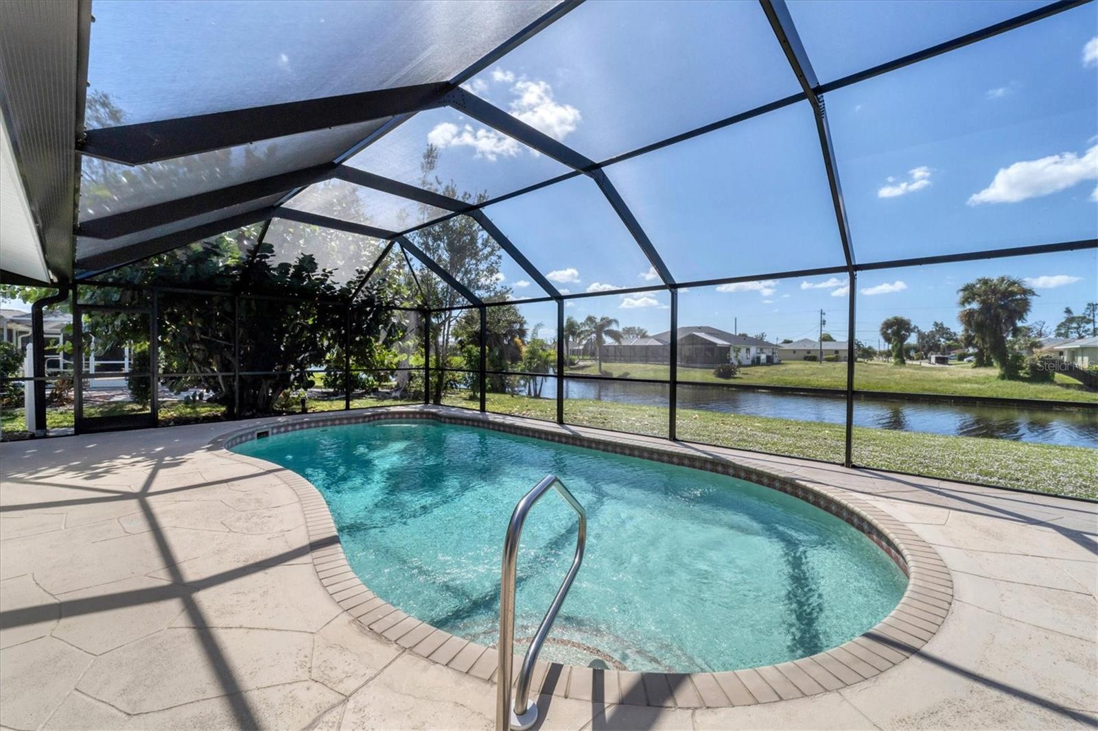 244 MARK TWAIN LN