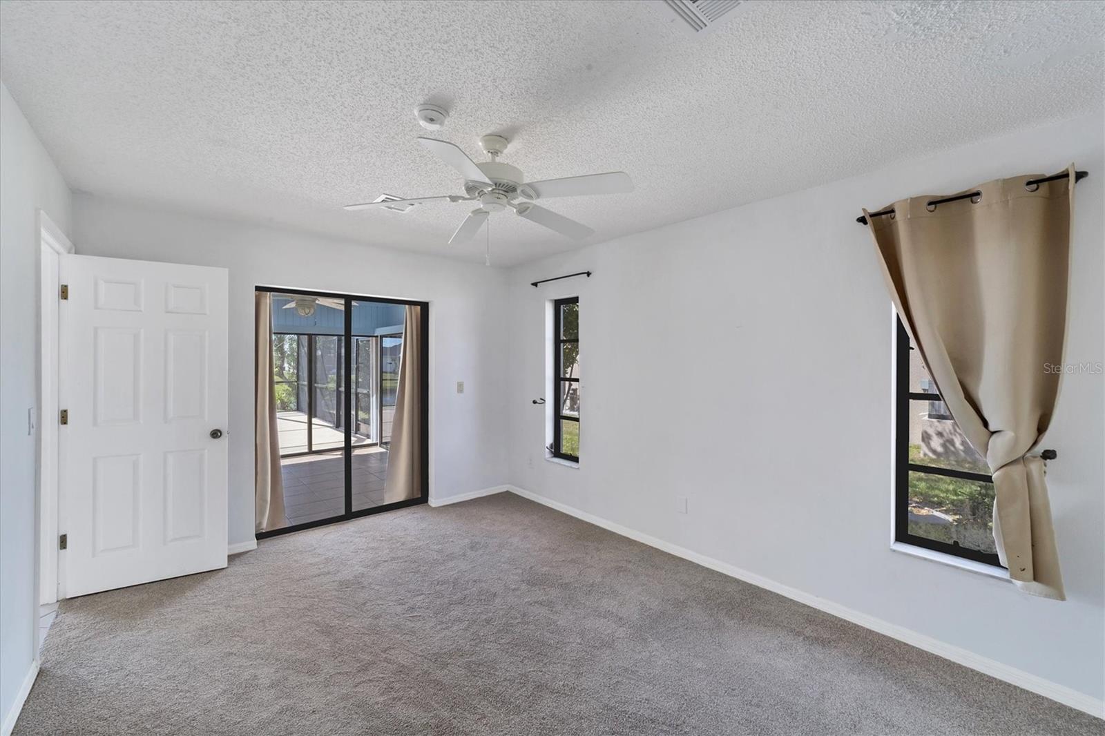 244 MARK TWAIN LN